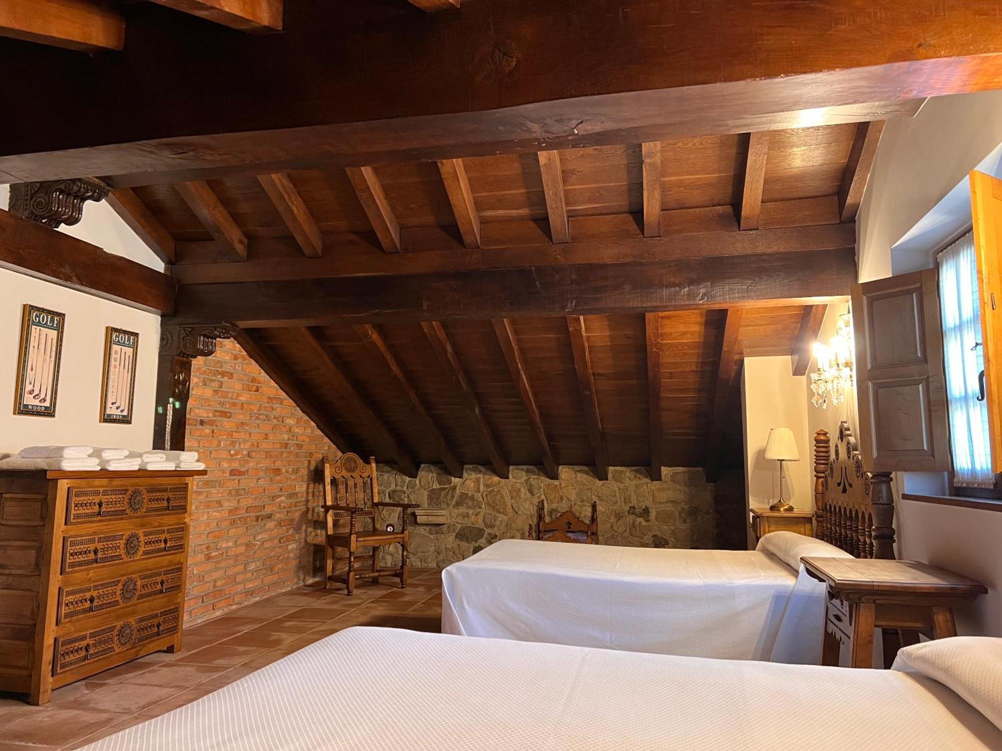 Apartamentos Villa Julieta Ruente Buitenkant foto