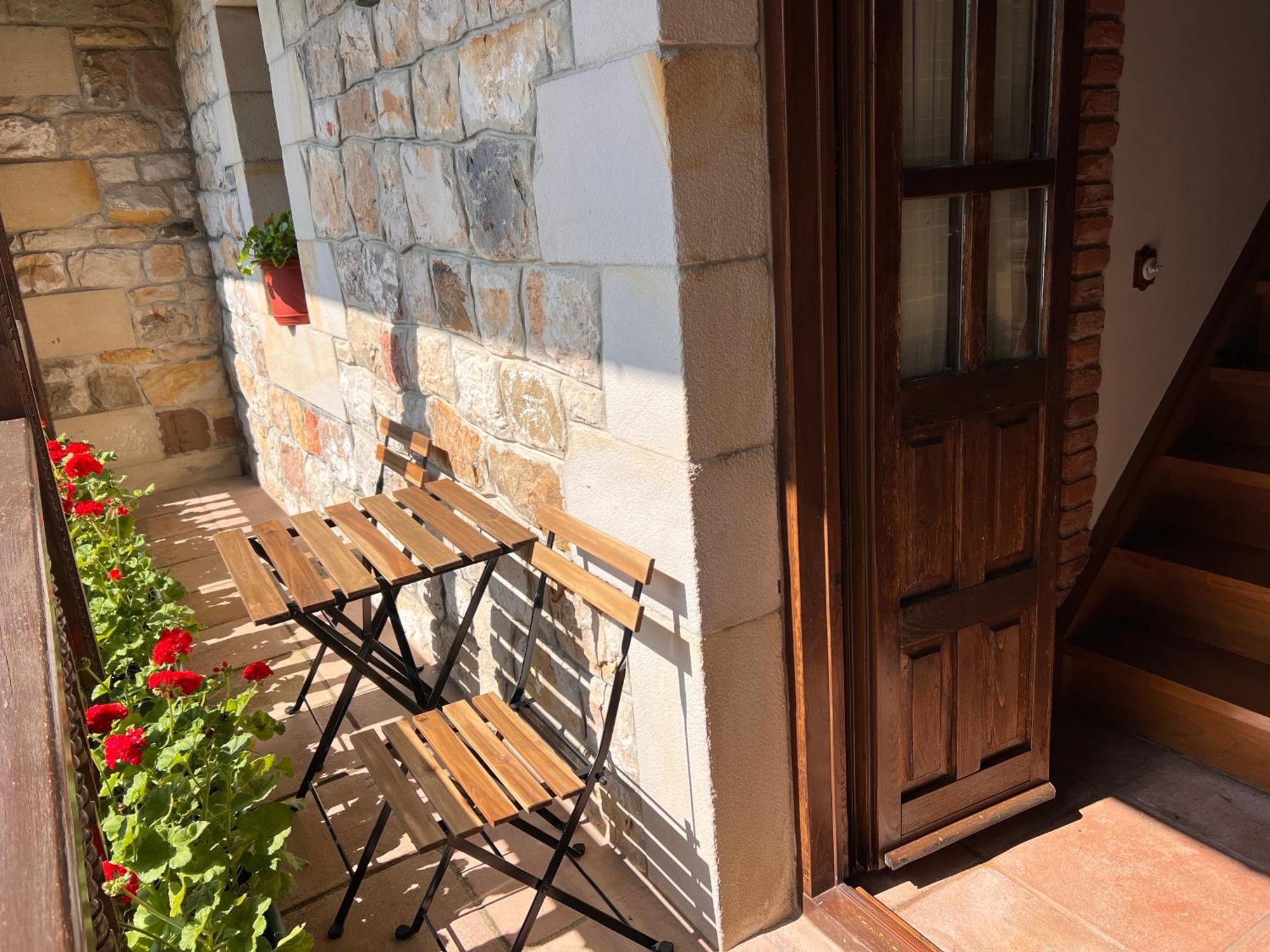 Apartamentos Villa Julieta Ruente Buitenkant foto