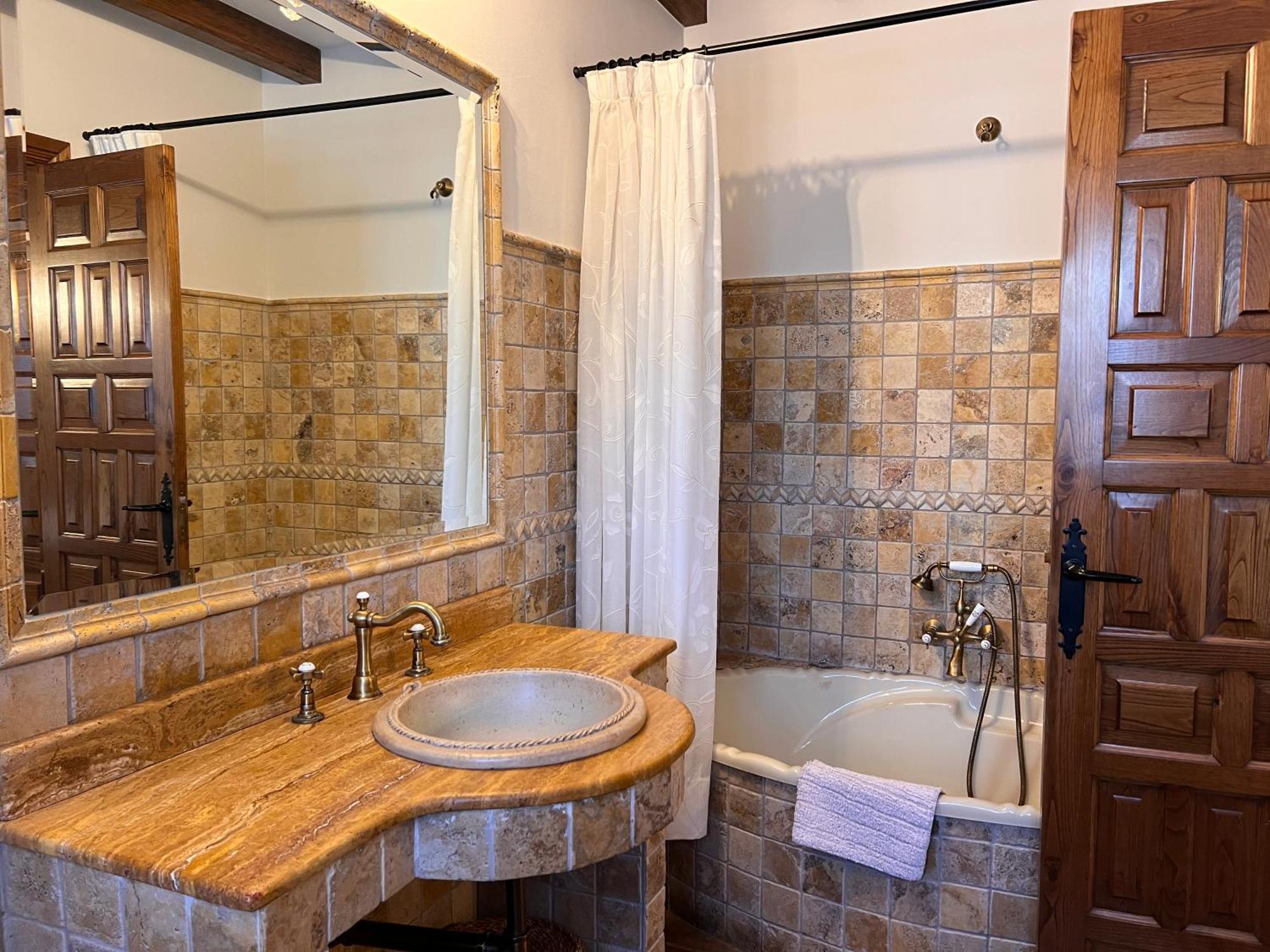 Apartamentos Villa Julieta Ruente Buitenkant foto